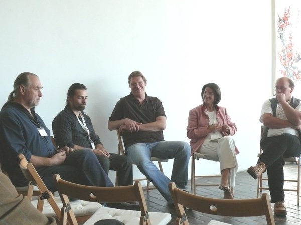 Diskussionsrunde zum Thema "Ist Bonsai Kunst?"