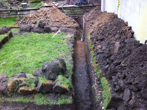Auch für das Fundament musste ich viel Erde bewegen