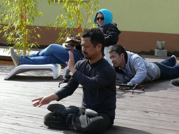 Körperbeherrschung und meditative Kraft - beeindruckend!