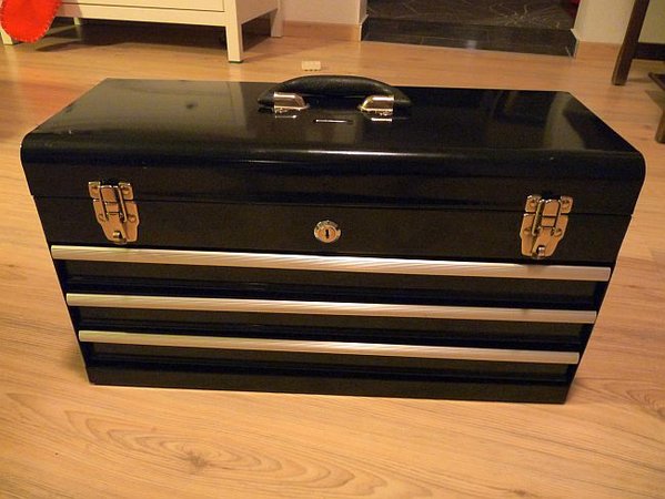 Werkzeugkiste 001.jpg