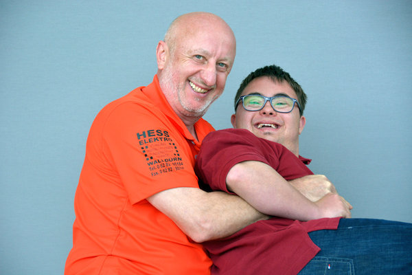 Unser Rene, "Vizecheff" und Seele der Ausstellung mit Helmut seinem "großen Onkel".