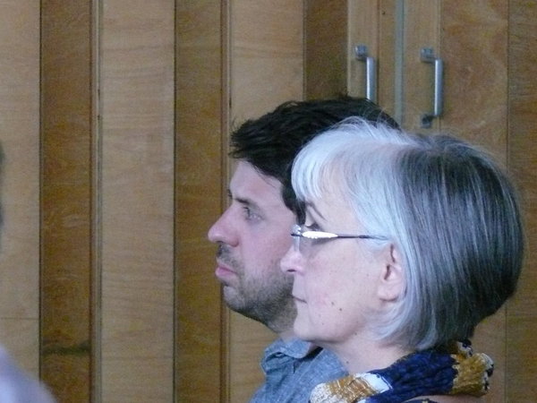Auch HeikeV und Martin hören konzenriert zu