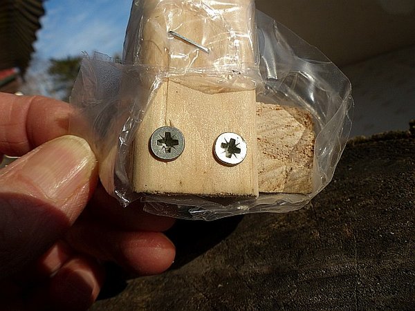 Fixierung der Bogenleiste an der Trägerleiste