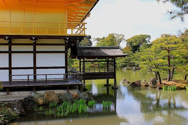 012_Golden_Pavilion_a_f.jpg