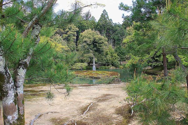 016_Golden_Pavilion_a_f.jpg