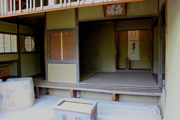 019_Golden_Pavilion_a_f.jpg