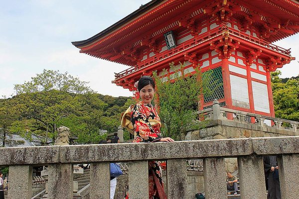 003_Kiyomizu_Temple_a_f.jpg