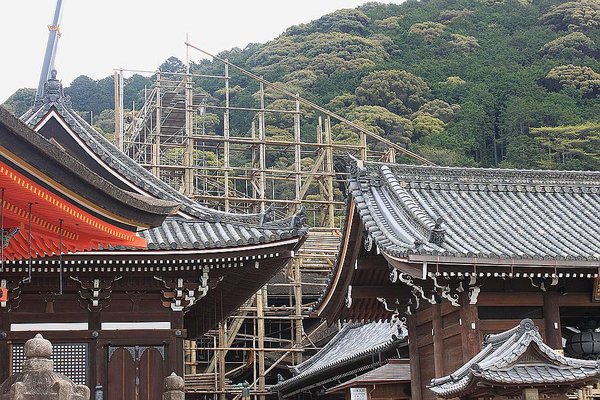 007_Kiyomizu_Temple_a_f.jpg