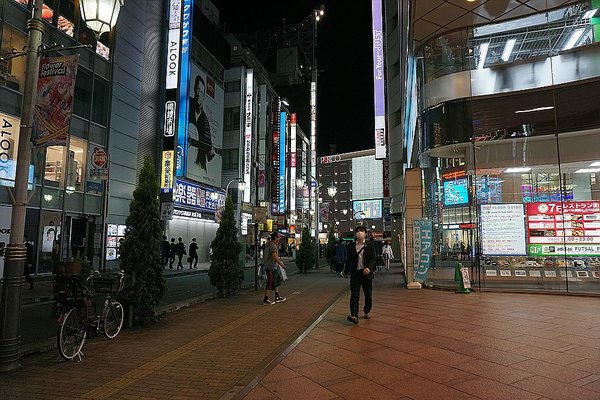 010_Tokyo_a_f.jpg