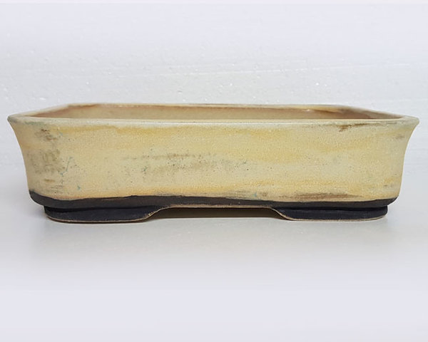 rechteckig. 23 x 17,5 x 5,7cm