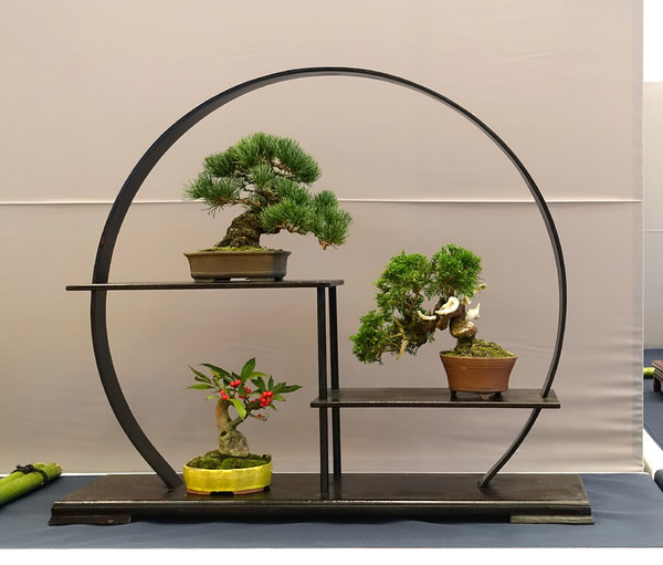 Display23-02s.jpg