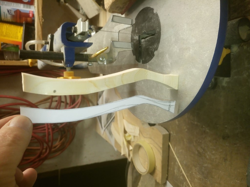 Fertig sind die Beine (ok, ein Bein)