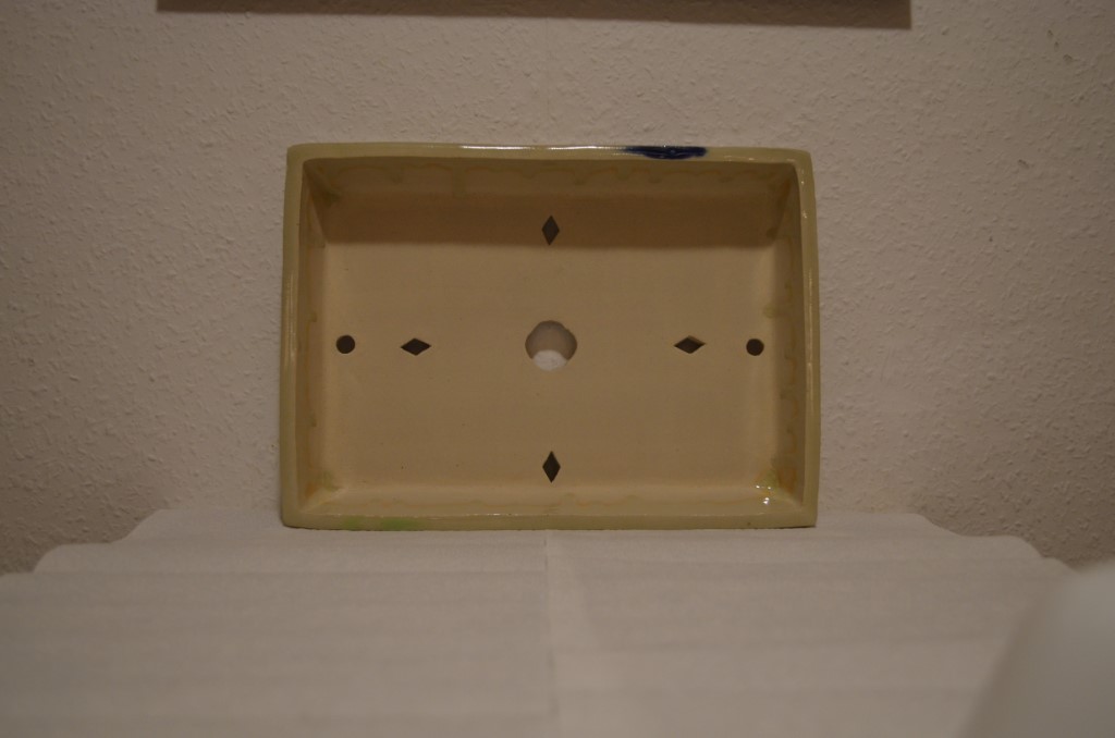 Innen 32,5cm x 23cm x 4,5cm