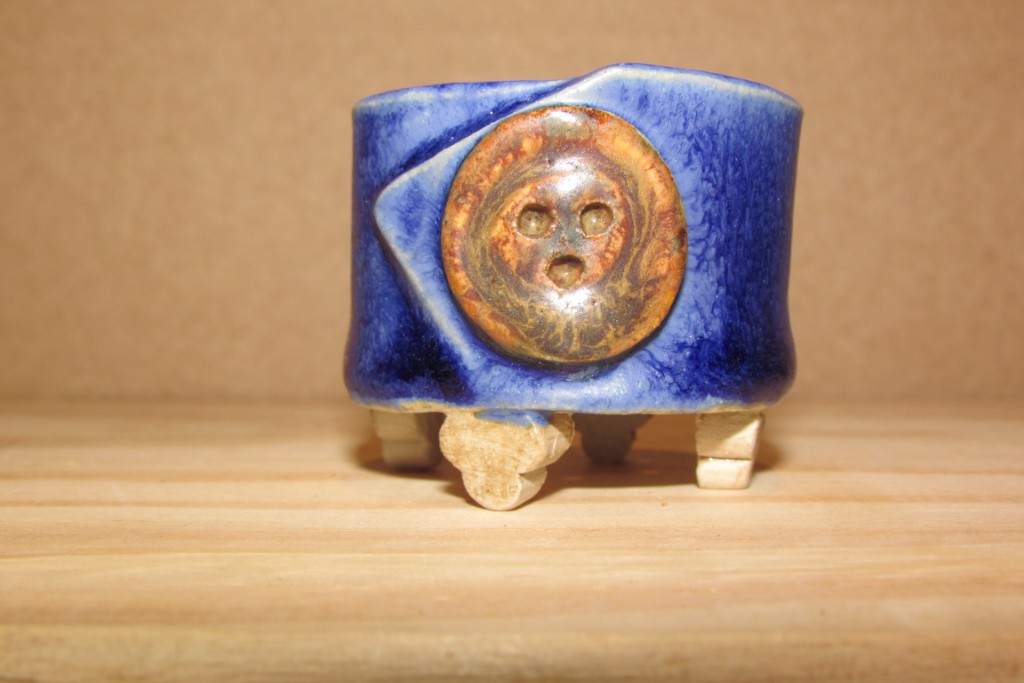 4 x 4 cm