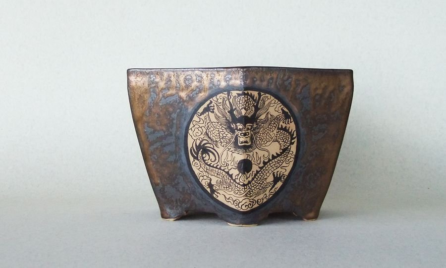 k-150 Drachensymbol II c.jpg