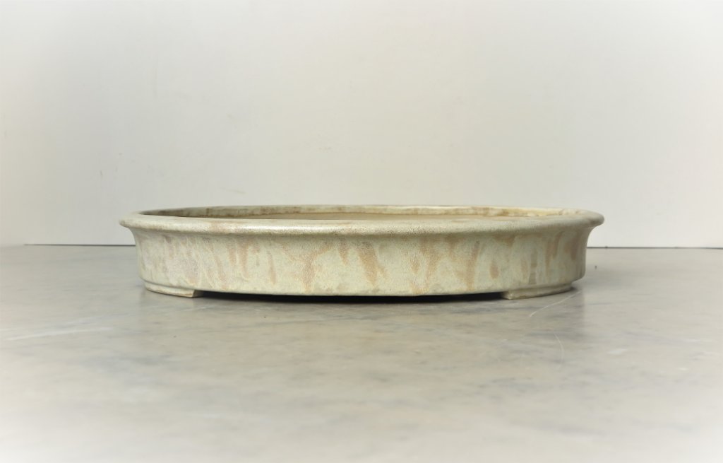 Grösse: 57.5 x 43 x 8.5 cm