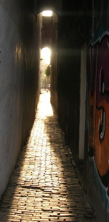 Abends noch ein kleiner Spaziergang durch die Altstadt.
<br />Da wars schon mal sehr Eng