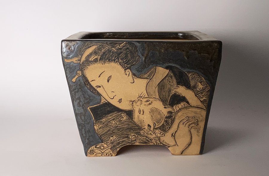 k-075-2302-Geisha-Katze b.jpg