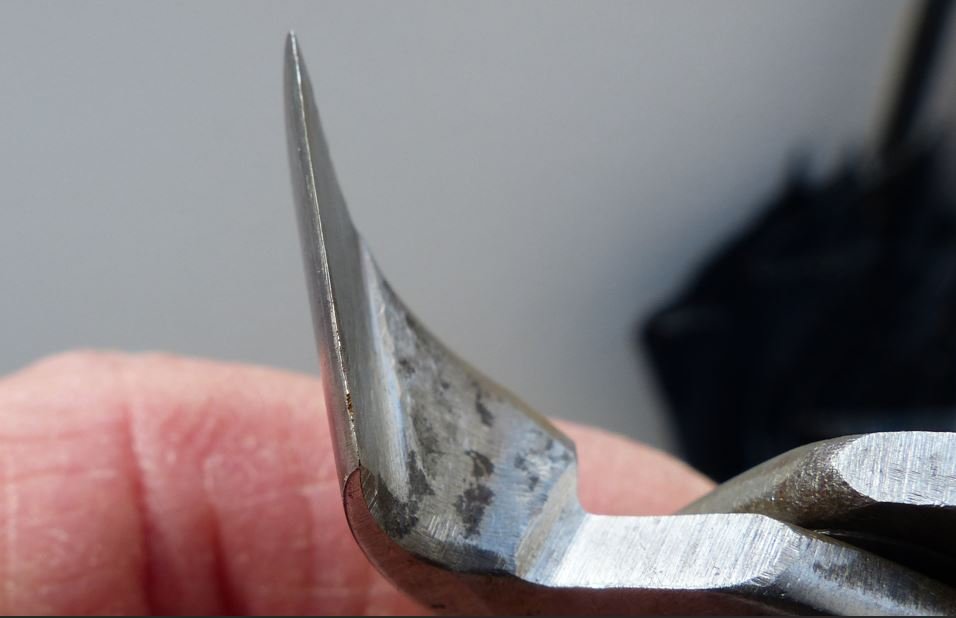 Lichtreflexionen auf der Schneide