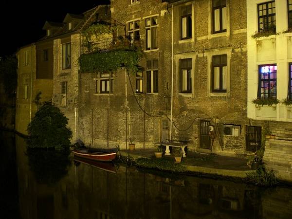 Und teilweise ein bisschen wie Venedig...