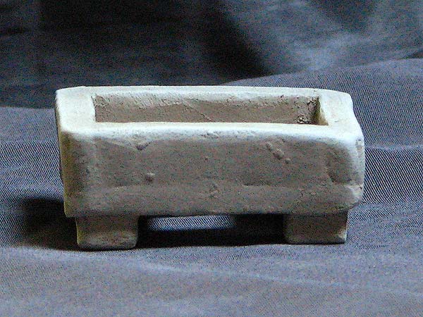 Mein erster Versuch: Eine rechteckige Mikroschale. Gerade mal 5cm breit, 4cm tief und 2cm hoch.