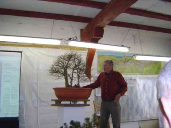 Walter mit Floß.jpg