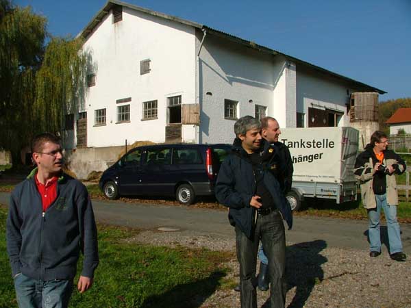 Endlich angekommen. Raus aus dem Van und rein ins Vergnügen!