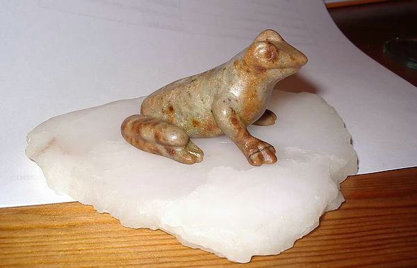 ca. 6 cm groß. und sowas habe ich verschenkt..