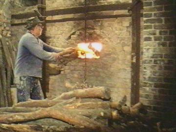 und Feuer rein