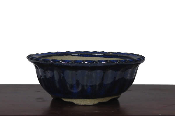 rund, blau glasiert+tisch.jpg