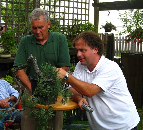 Tag des offenen Bonsaigartens 2007.jpg